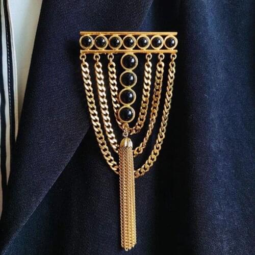 European and American gold-plated chain tassel black agate brooch