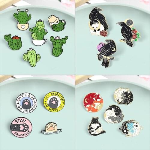 Animals Plants Enamel Pins Skull Crow Kitty Cat Paw Club embrace Cat rabbit dragon fox fish Potted Cactus Badges Jewelry Gift