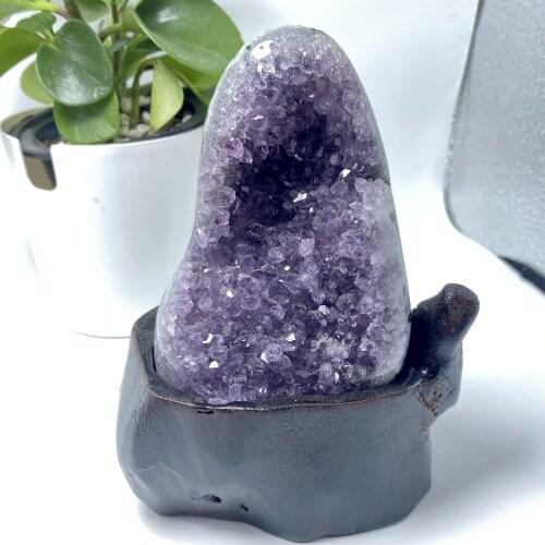 1pcs Natural Uruguayan Amethyst Geode Quartz violet quartz Amethyst block Irregular Stone for home decoration