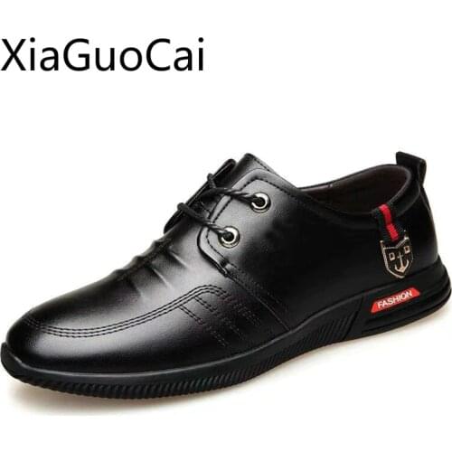 Lightweight Fashion Mens Flat Shoes Breathable Soft Leather Mens Flat Casual Shoes Bottom Plus Velvet Mens Sneakers