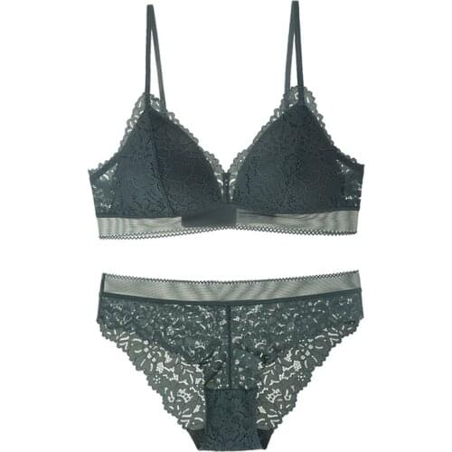 Lace Thin Lined Triangle Cup Wireless Bra and Panties Set with Push Up Underwear Women Sexy Lingerie Bralette Set 2019 New