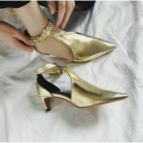 Dipsloot Low-heeled Shoes