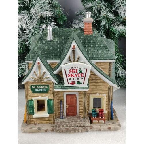Ceramic Decoration European Town Old-Fashioned Ceramic House Tree Shop Dock Market Gas Station Miniature Street View Decoration