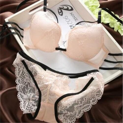 Sexy Lace Bra Set Underwear Push-up Underwear Lace Bra and Panty Set Seamless Steel Bracket Ultra-thin Womens Underwear Set