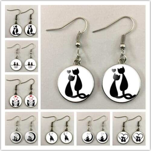 Animal cartoon cat black silhouette round glass picture cabochon ladies earrings DIY handmade ladies earrings jewelry gifts