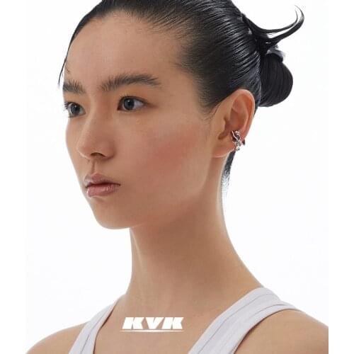 Kvk2021 new Earring earclip no ear hole female peach blossom crystal earclip small crowd design sense Earrings female jewelry