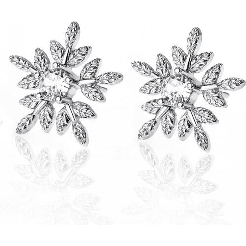 Sweet Snowflake Shaped Ladies Earrings Exquisite Zircon Holiday Gift Earrings