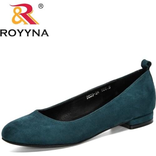 ROYYNA 2020 New Designers Chunky Heels Loafers Women Flock Slip on Pumps Ladies Round Toe Shoes Designer Zapatos Mujer Comfy