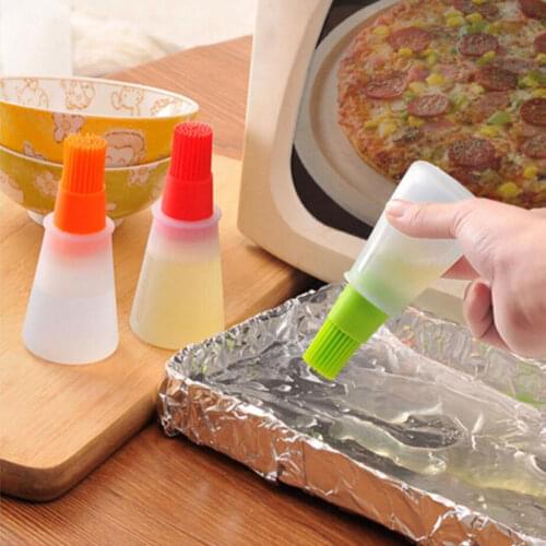 MagiDeal Multipurpose Camping BBQ Grill Kitchen Silica Gel Oil Bottle With Brush For Home Outdoor Cooking Sauce