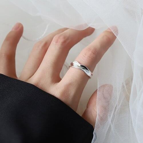 Fashion Geometric Round Gold-plated Glossy Ring Opening Personality Punk Simple Temperament Ring Jewelry for Men and Women