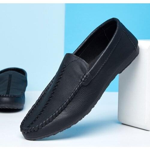 Spring 2020 New Mens Casual Leather Shoes Soft-soled Bean Shoes Mens Shoes Fashion Driving Shoes