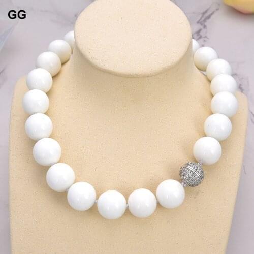 GuaiGuai Jewelry 18mm White Round Porcelain Necklace