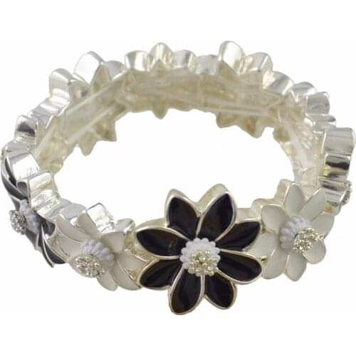 Fashion Bohemian Simple Black White Flower And White Bracelet For Women Alloy Drip Oil Flower Type Adjustable Bracelet Jewelry