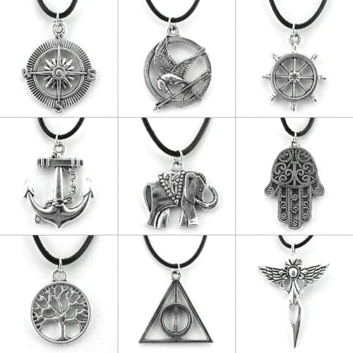 Vintage Tiny Hamsa Hand Pendant Necklace Women Leather Rope Chain Elephant Anchor Rudder Choker Necklace Jewelry Party Gifts