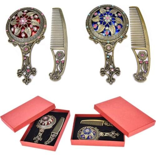 2Pcs/Set Retro Bronze Handheld Mirrors With Gift Box Random Color Hollow Cosmetic Compact Mirror Comb Set