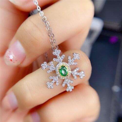 Snowflake Pendant Fashion Natural Emerald Pendant S925 Sterling Silver Woman Emerald Necklace Natural Gemstone Engagement Gift