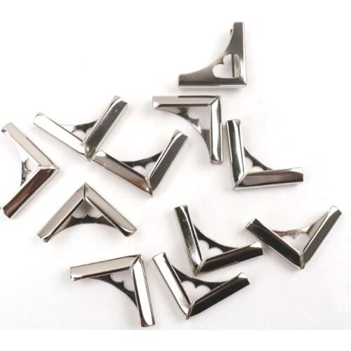 Metal Corners For Books Scrapbooking Photo Albums Menus Corner Protectors Metal Crafts DIY Ornament 22x22x4mm 20pcs MZ337