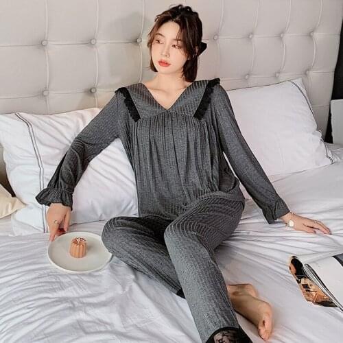 Pajamas 2020 New Arrival Two-piece Female V-neck Home Simple Hanging Homewear Soft Maternity Pajamas Sexy Underwear Lace robe