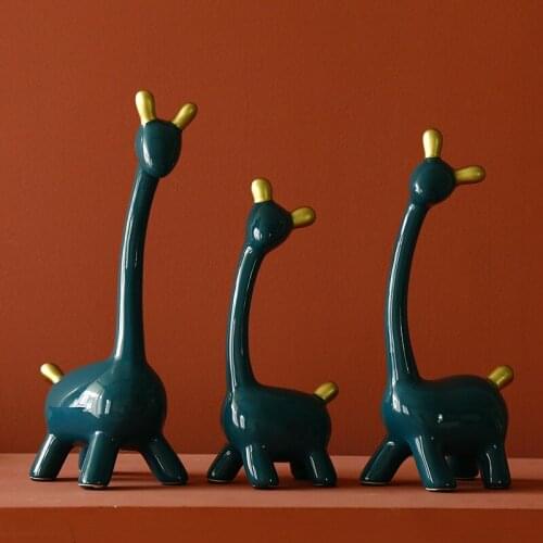 Nordic Creative Green Ceramic Giraffe Figurines Home Decoration Accessories Party Crafts for Living Room Shelf Wedding Ornaments