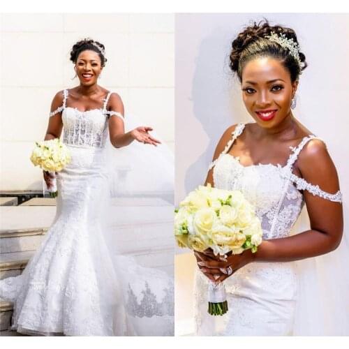 Sexy Spaghetti Lace Appliqued Mermaid Wedding Dress Vintage Beaded Black Girl Open Back Plus Size Custom Made Bridal Gown