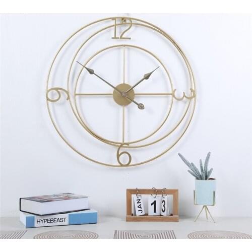 Modern Minimalist Digital Wall Clock Wrought Iron Golden Creative Wall Clock European Art Deco Clock Clock