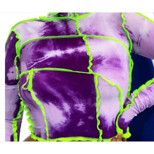 Round neck and long sleeves, contrasting colors, spliced fashion printed slimming T-shirt