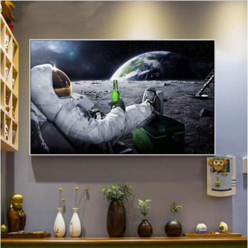 Astronauts Drinking Beer on The Moon American Decorative Painting and Oil Spray Painting Canvas Wall Art Home Decor Poster