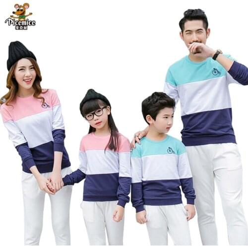 Family Matching Outfits Mom/Dad/Baby Stripe Long-Sleeve Cotton T shirts spring/autumn Family Clothing sets