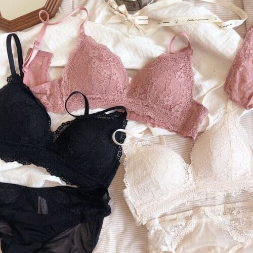 Gathered triangle cup lingerie brief suit thin V-shaped underwear set without steel ring bra sexy and comfortable lace bralette