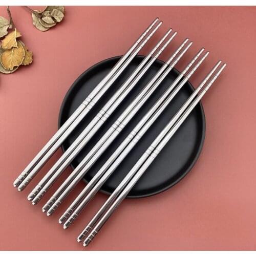 5Pairs 304 Stainless Steel Chopsticks High Temperature Square Chopsticks Non-Slip Chinese Chopstick Food Noodles Metal Tableware