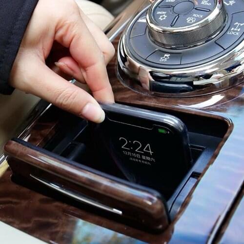 Car Wireless Charger Center Console Modified For INFINITI QX80 Nissan Patrol Armada Y62 2016 2017 2018 2019 Accessories
