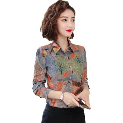 Blouses Femme Ladies Shirt Spring 2021 Womens Long-Sleeved Floral Shirt Middle-Aged Mother Chiffon Temperament Printed Tops B11
