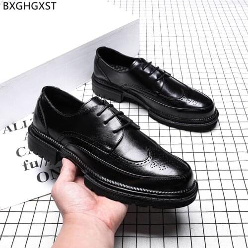 Brogues Men Oxford Suit Shoes for Men 2021 Casual Business Shoes Men Brown Height Increase Shoes Man Los Zapatos De Los Hombres