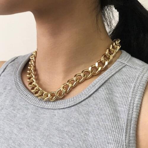Opshineqo Chokers On The Neck