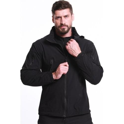 Outdoor Sport Softshell Jacket Men Hunting Coats Thin Breathable Military Windbreaker For Camping Hiking Hooded Jacket