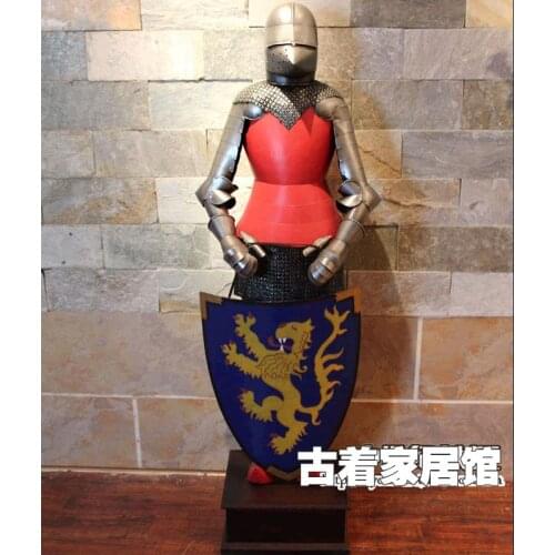 The European medieval knights in ancient Rome European armour armor / coffee Western-style food Home Furnishing living room deco