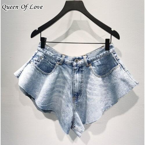 Runway Streetwear Women Denim Umbrella Skirt Shorts 2021 Summer Fashion Sexy High Waist Ruffle Hem Pocket Jeans Y2K Short Pant