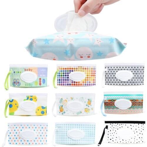 1PC Cute Snap-Strap Wet Wipes Bag Flip Cover Cosmetic Pouch Tissue Box Outdoor Portable Useful Baby Stroller Product Accessories