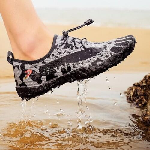 Outdoor Men Mesh Fabric Aqua Shoes Summer Breathable Sport Swimming Hiking Climbing Upstream Beach Shoes Water Shoes Footwear