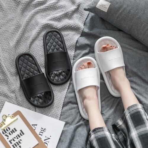 Non-Slip Indoor Flip Flops Bathroom Home Women Thick Soft Sole Floor Flat Slides Couple Female Men Beach Sandal Summer Slippers
