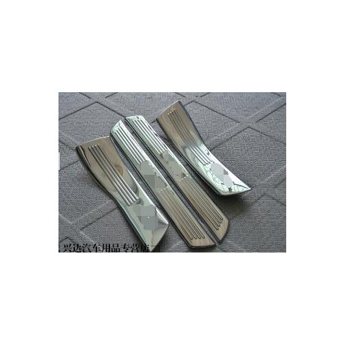 Stainless steel inside Door Sill Scuff Plate panel kick step protector threshold For jeep grand cherokee 2011-2014