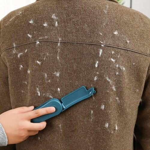 Portable Foldable Hair Sticking Device 2 in 1 Household Cleaning Dust Removal Sticky Clothes De-sticking Hair Brush