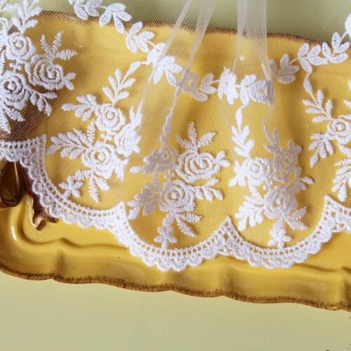 Free Shipping 2 yards/Lot Embroidered Lace Trim White Tulle Lace Trim Venice Lace 13cm Wide Z139