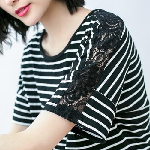 Plus Size Stripe Pattern Women Tops 2020 Summer Trendy Casual Loose Short Sleeve T-shirt Oversize Lace Trim Harajuku Lady Tshirt