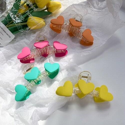 2021 New Color Love Hair Claws Back The Head Simple Large Hair Grab Girl Summer Shark Clip Hair Accessories for Women