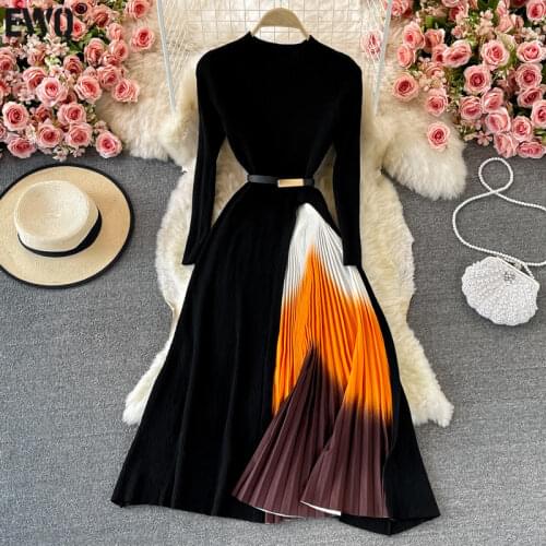 [EWQ] Temperament 2021 Autumn Winter Elegant Long Black Long Sleeve Fake Two Piece Knitted Pleated Large Swing Dress 16E3574