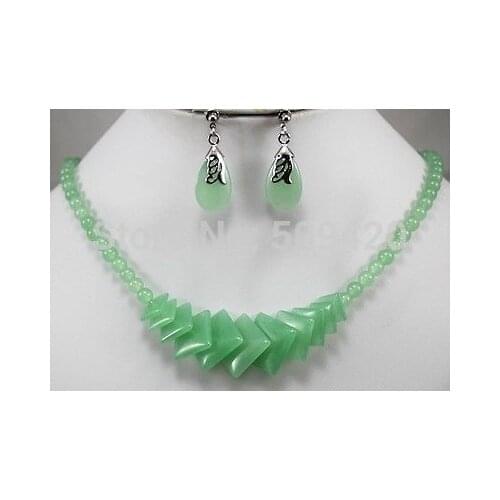 Wholesale jewe203>> Charming! Green Emerald Necklace Earring set