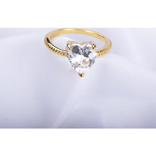 New Crystal Love Heart Rings For Women Engagement Female Stainless Steel Couple Bijoux Fashion Wedding Femme Gifts Jewelry 2021