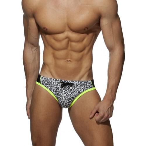 Men Swim Briefs Leopard Printed Swim Trunks With Push Pad Low Waist Sportive Beachwear Men Swimsuit Mens Swimwear