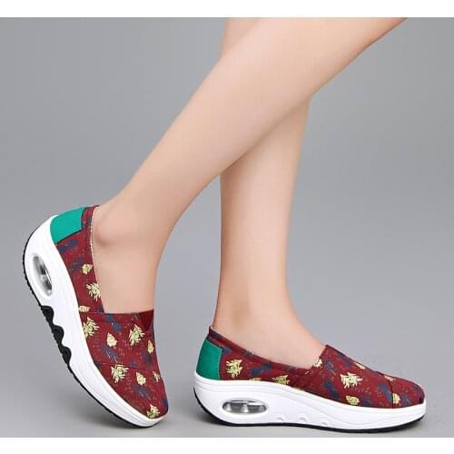 Red Big Size 42 Comfortable Women Rocker Shoes Breathable Plaform Canvas Shoes Casual Women Slip on Loafers Ladies Shoes Casual